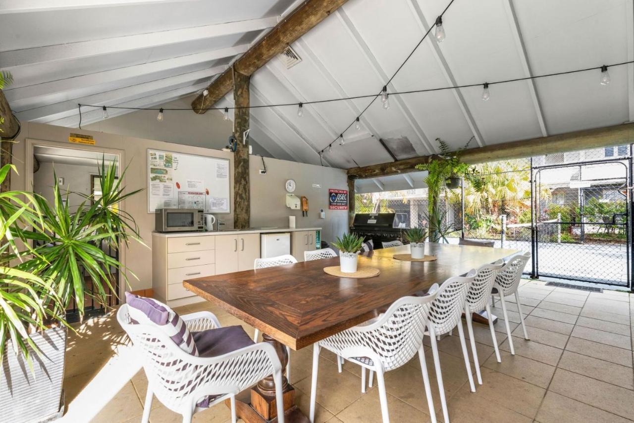 Pelican Beach Resort Noosaville Exterior foto